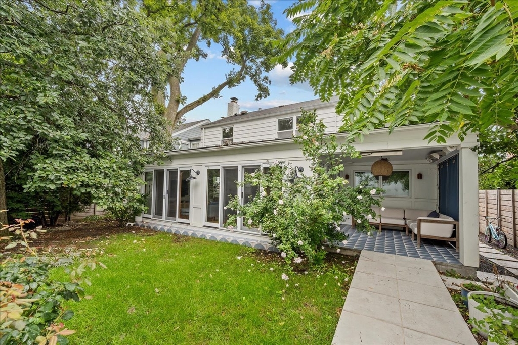 618 Melrose Avenue - Photo 2