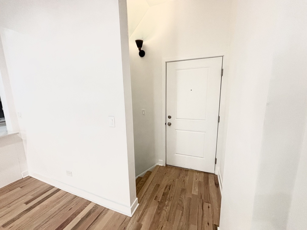 1344 W Ohio Street - Photo 10