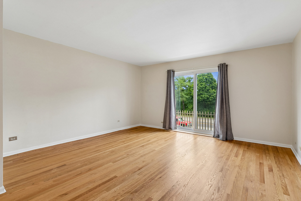 140 Green Bay Road - Photo 2
