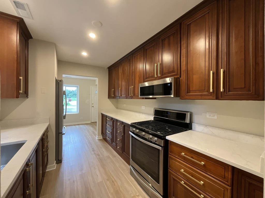 200 Glen Street - Photo 6
