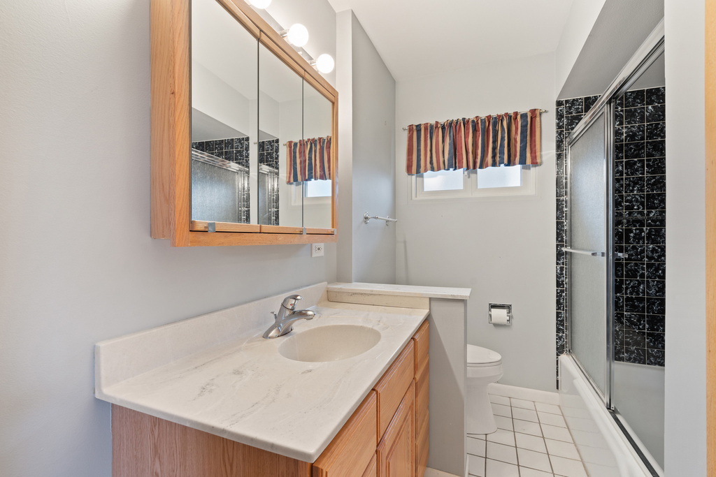 541 N Edgelawn Drive - Photo 7