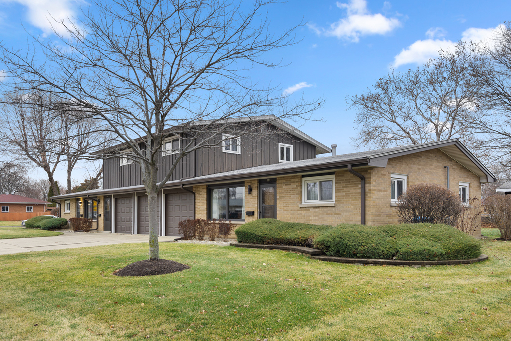 541 N Edgelawn Drive - Photo 2