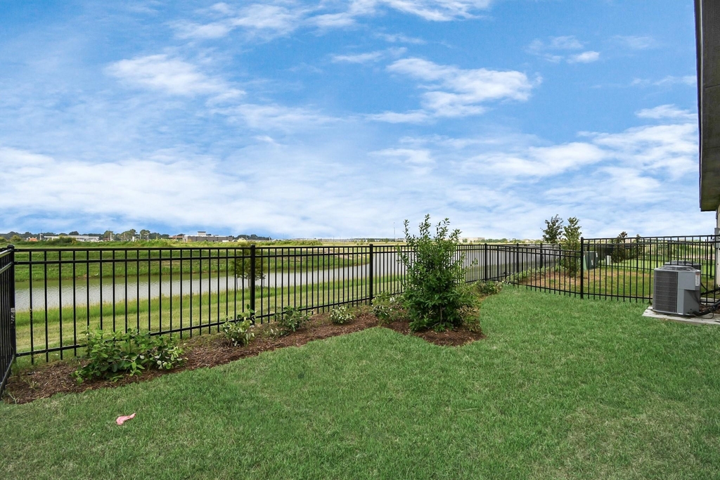 21027 Bay Village Drive - Photo 10