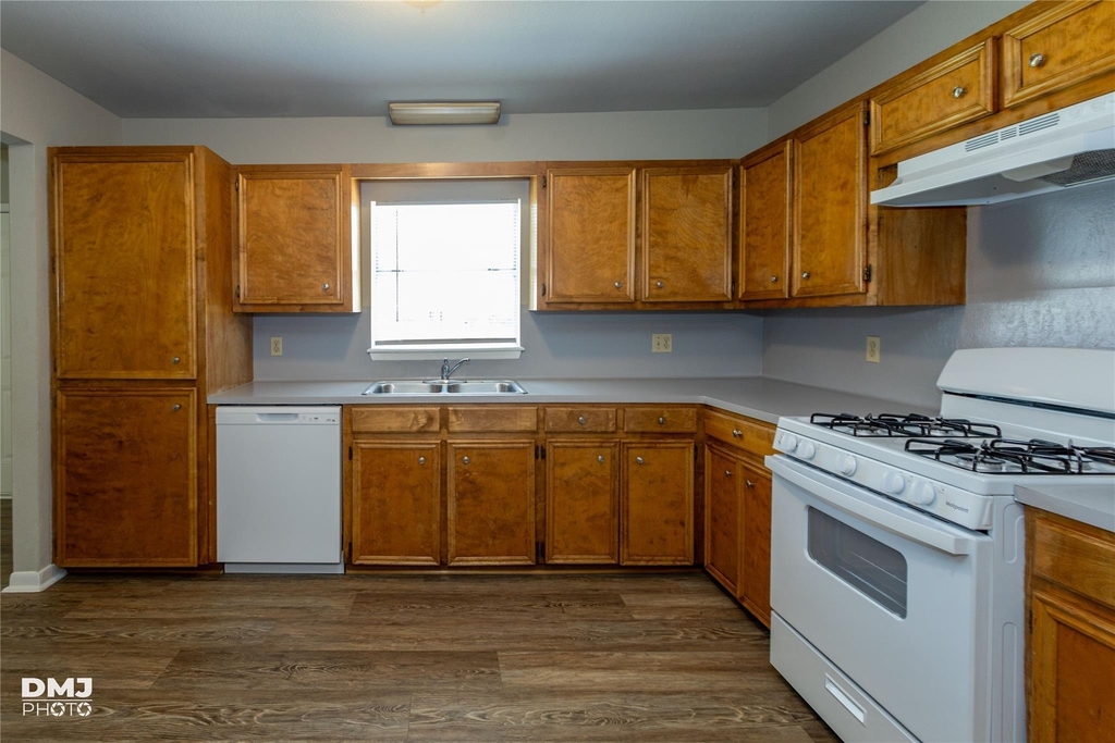 3140 Boyd Avenue - Photo 9