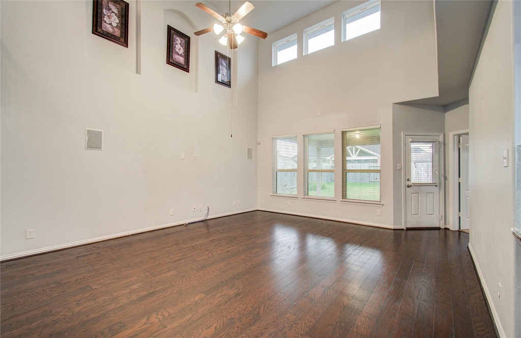 318 Bolton Drive - Photo 16