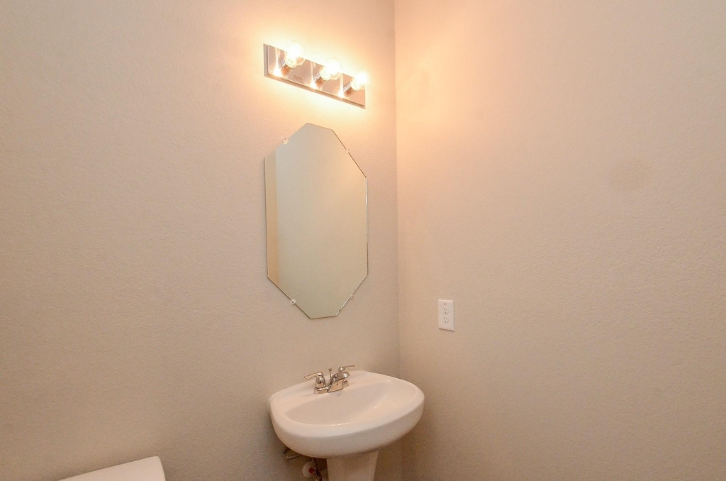 3606 Giorgio Pastel Place - Photo 9