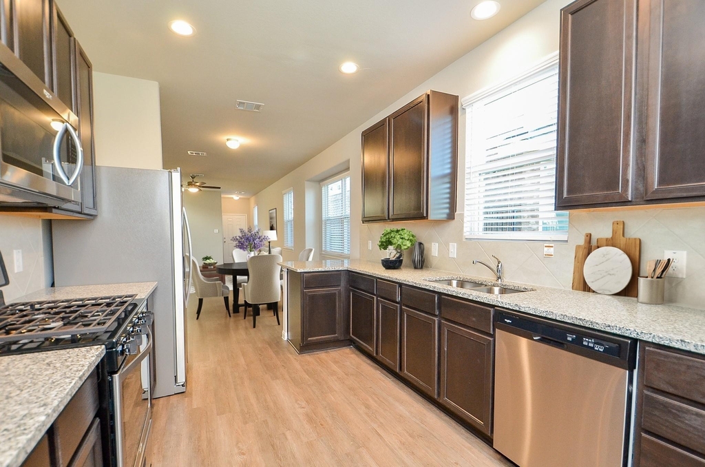 3606 Giorgio Pastel Place - Photo 4