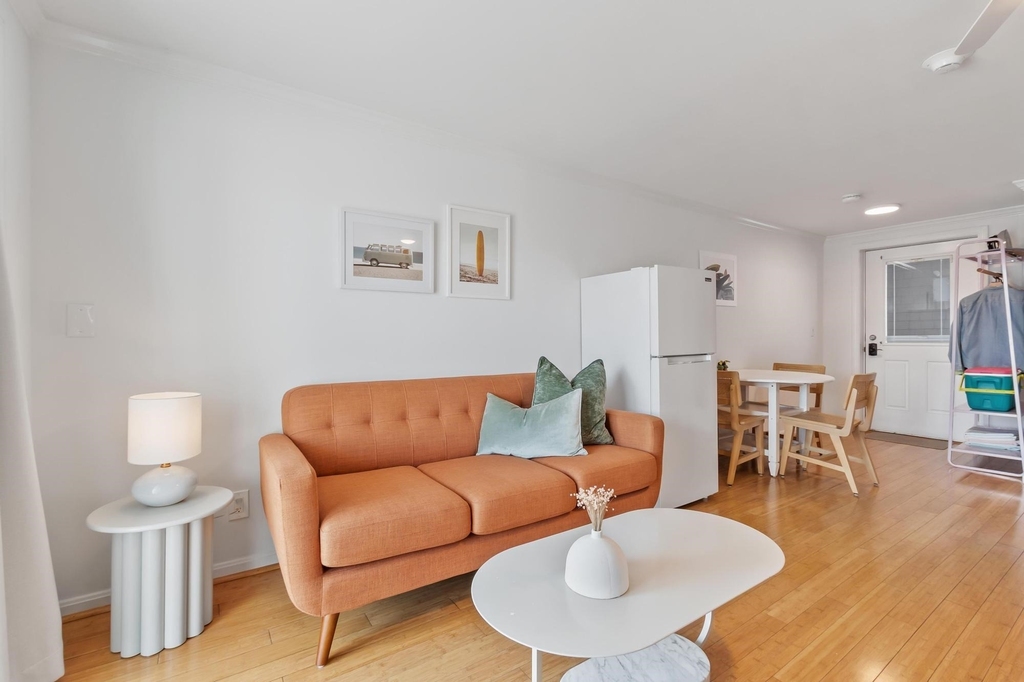 6 Ashworth - Photo 0