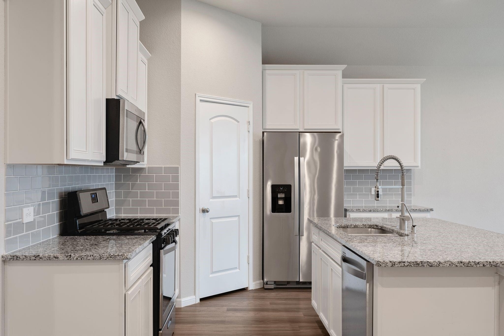 475 Westlake Landing - Photo 9