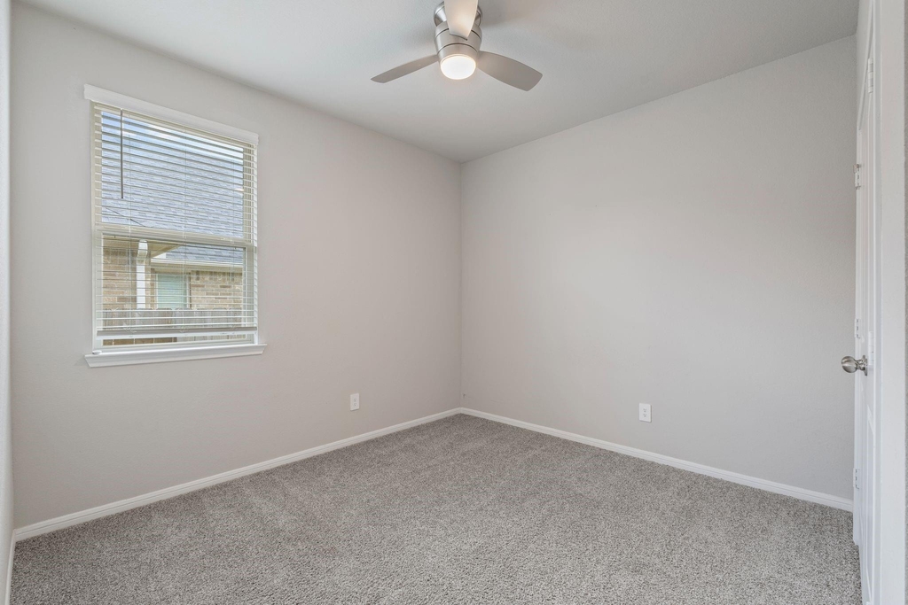 475 Westlake Landing - Photo 22