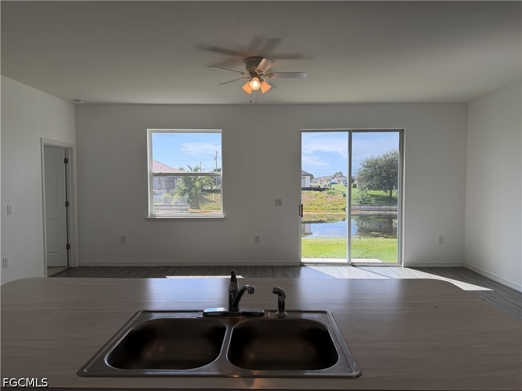 916 Nw 3rd Avenue - Photo 4