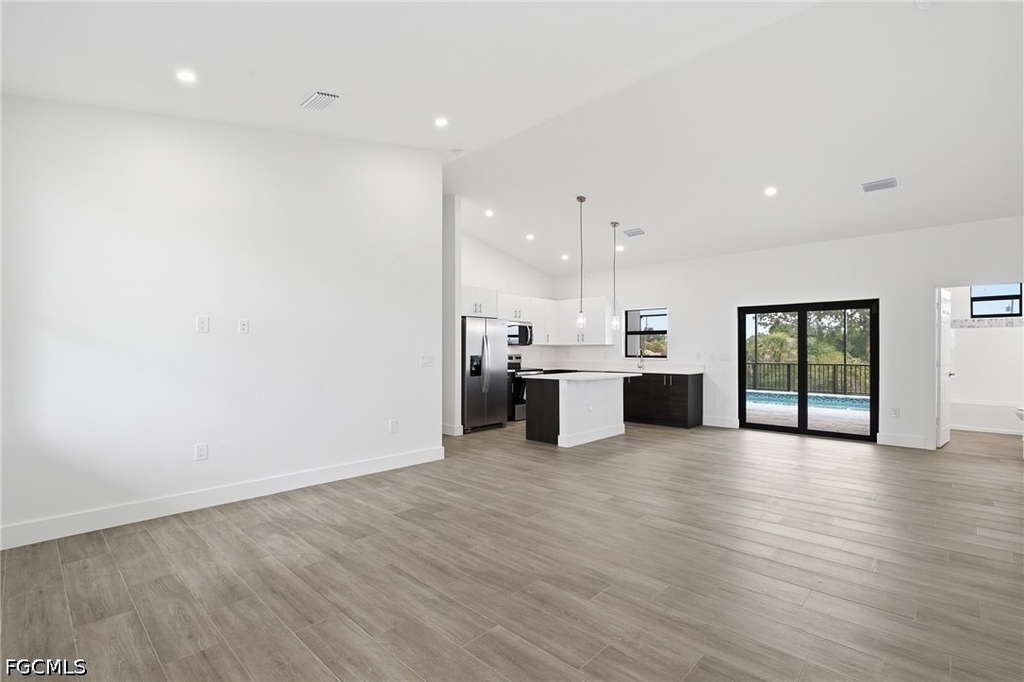 1431 Nw 17th Avenue - Photo 5