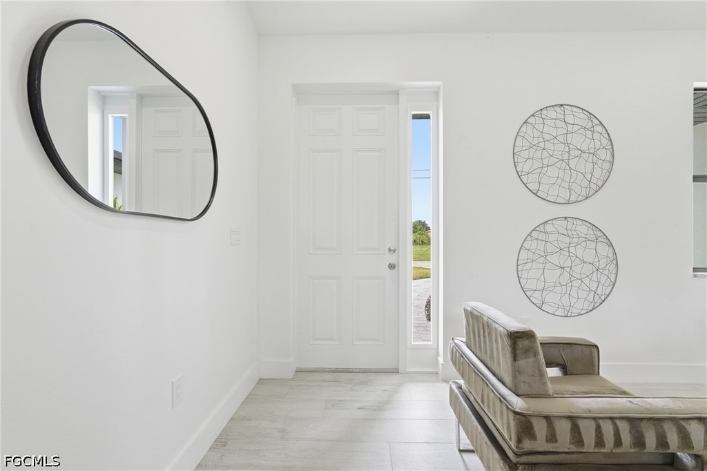 2210 Nw 9th Avenue - Photo 5
