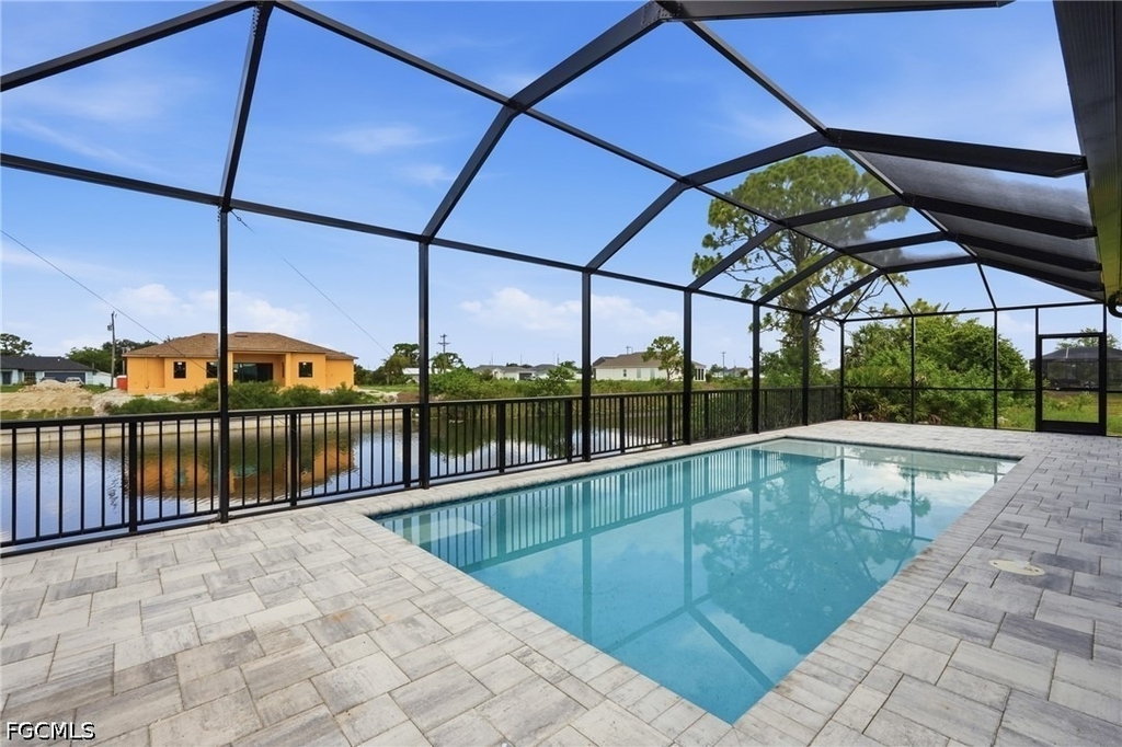 2210 Nw 9th Avenue - Photo 35