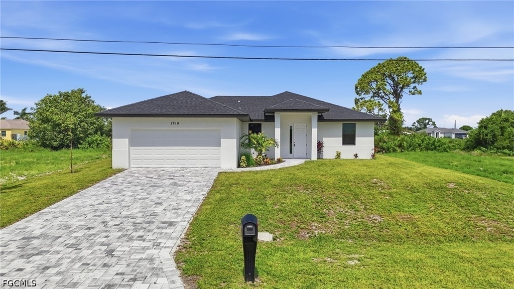 2210 Nw 9th Avenue - Photo 1