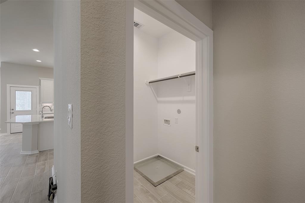 115 Handley Drive - Photo 15