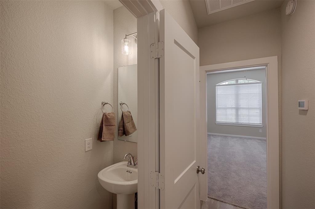 115 Handley Drive - Photo 11