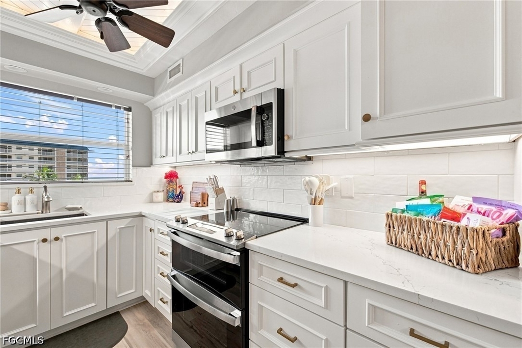 25710 Hickory Boulevard - Photo 12