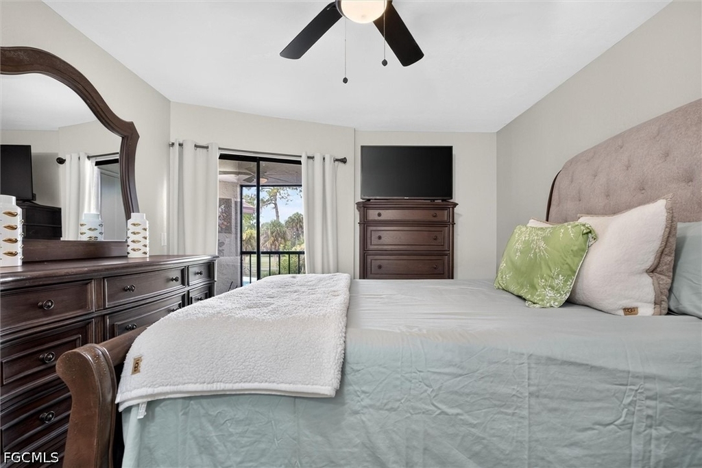 2221 E 5th Street - Photo 17