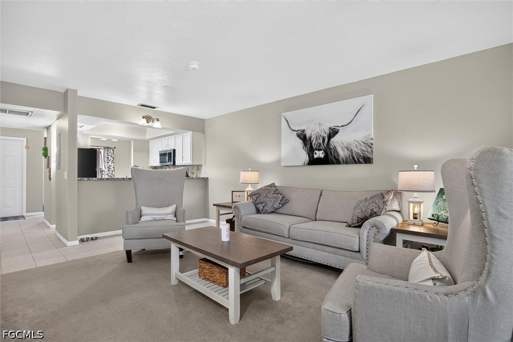 2221 E 5th Street - Photo 2