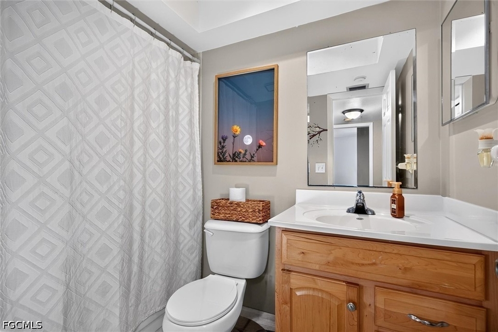 2221 E 5th Street - Photo 21