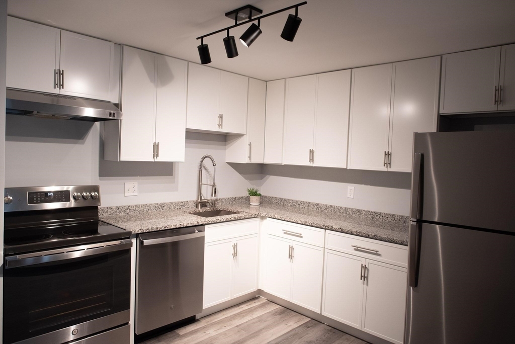 2102 White Cedar - Photo 6