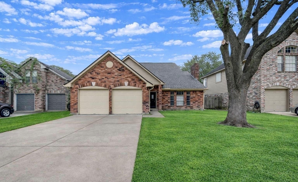 16830 Scenic Gardens Drive - Photo 1