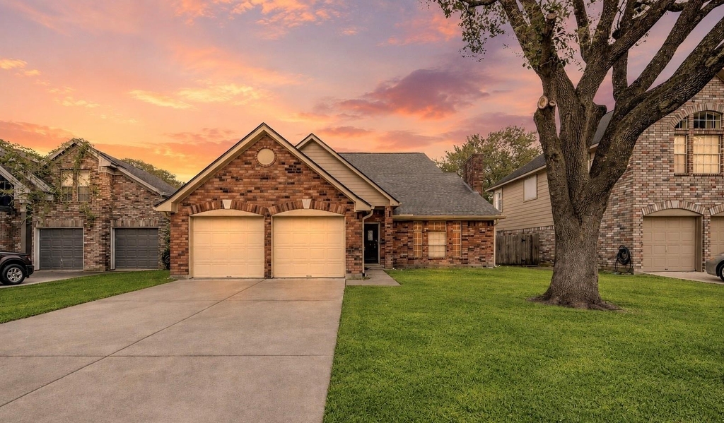 16830 Scenic Gardens Drive - Photo 0