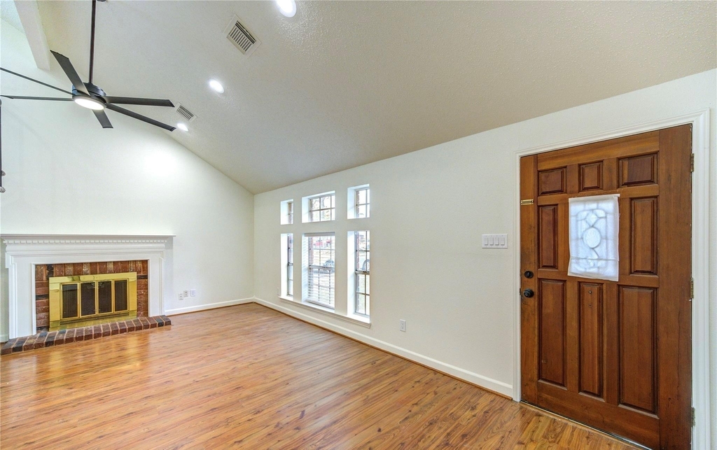 16830 Scenic Gardens Drive - Photo 5