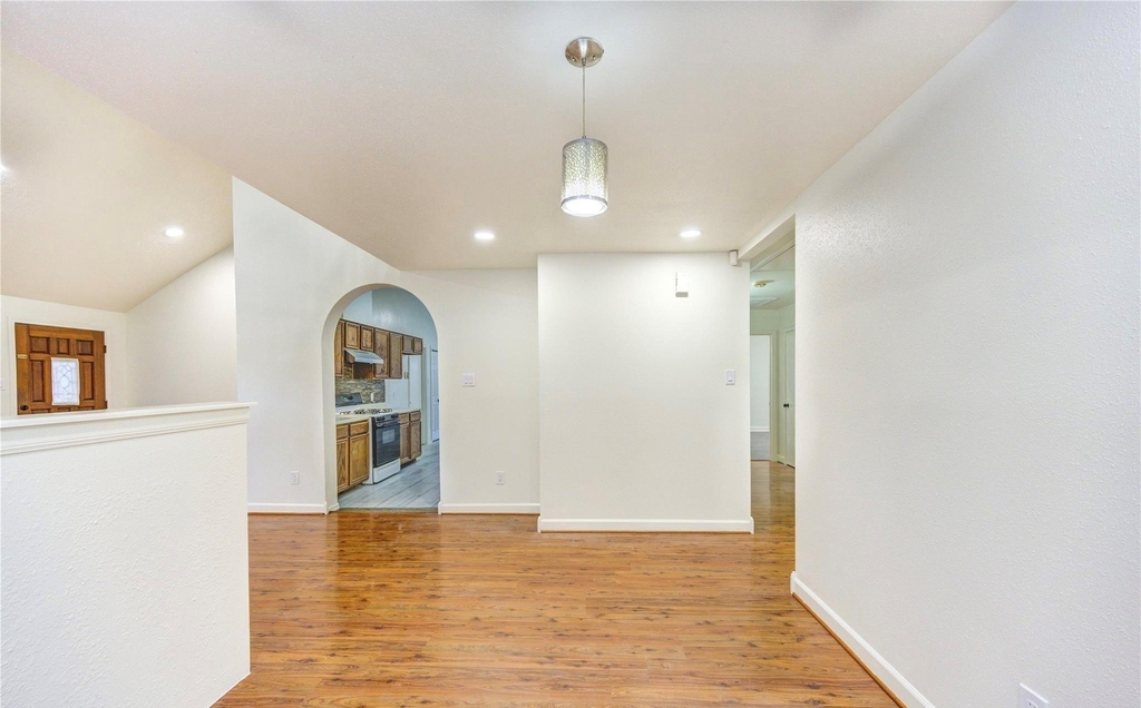 16830 Scenic Gardens Drive - Photo 13