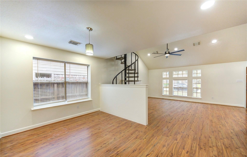 16830 Scenic Gardens Drive - Photo 12