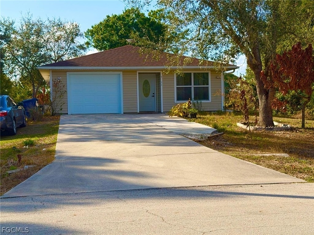 5011 Moon Lane - Photo 0
