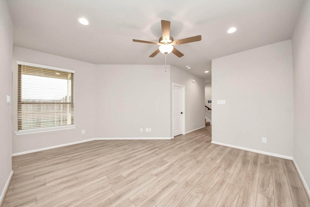 2539 Terrace Point Drive - Photo 26