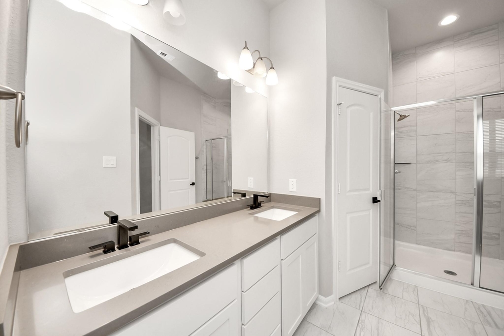 2539 Terrace Point Drive - Photo 20