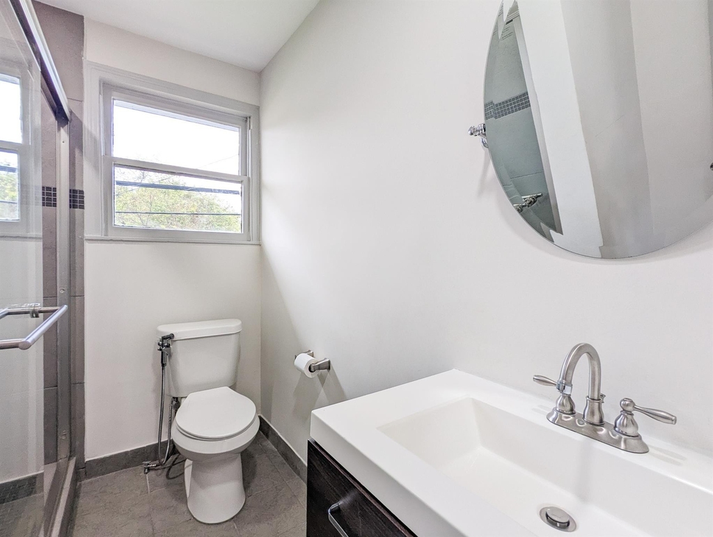 2306 Addison Road - Photo 5