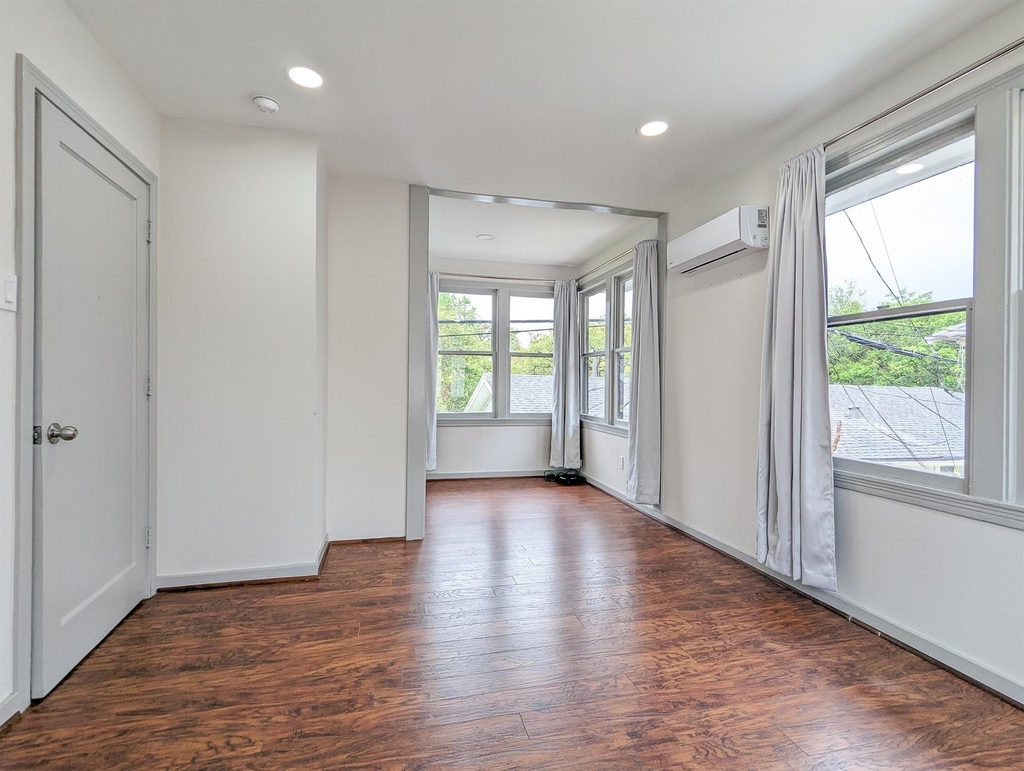2306 Addison Road - Photo 8