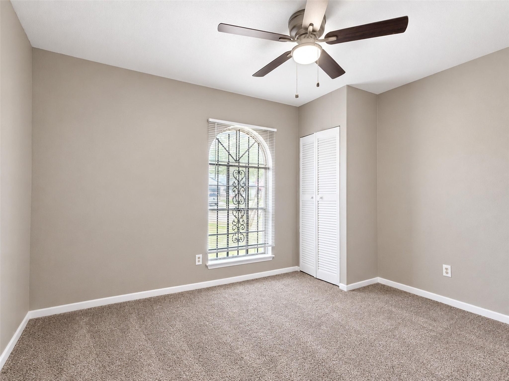 4223 Oak Shadows Drive - Photo 21