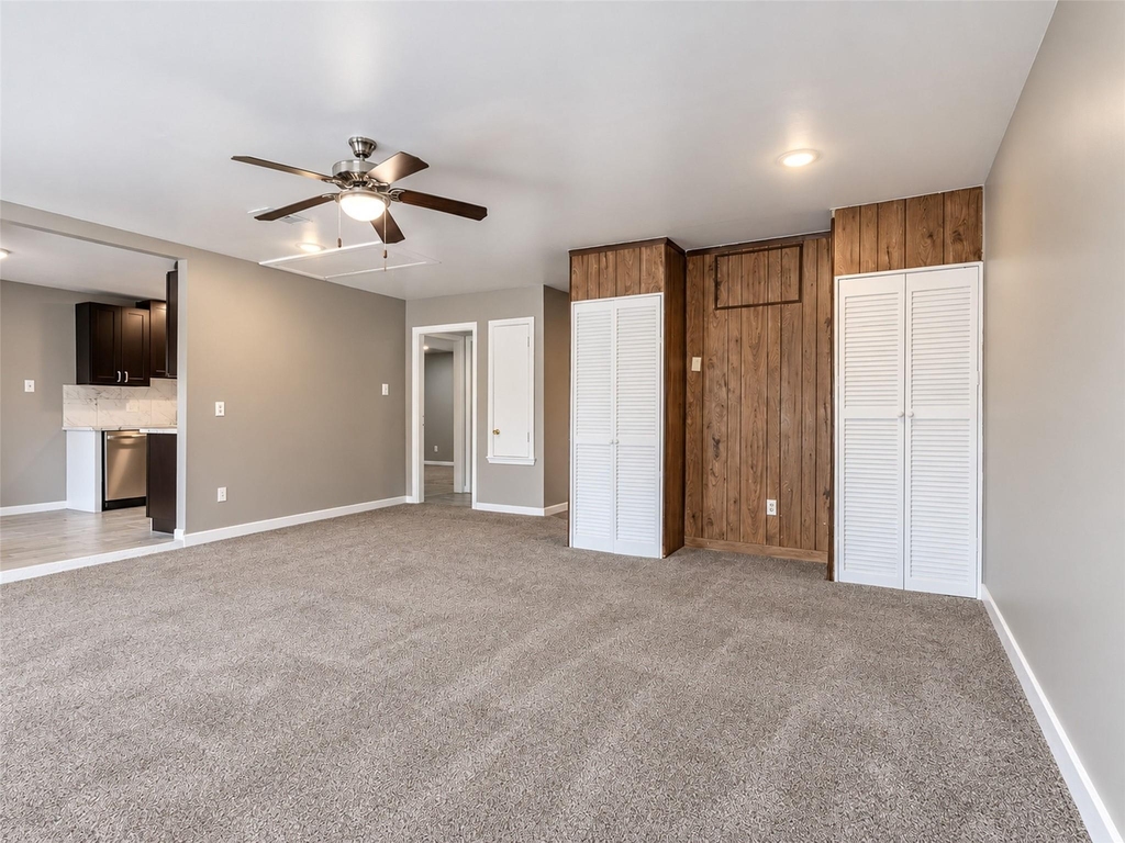 4223 Oak Shadows Drive - Photo 13