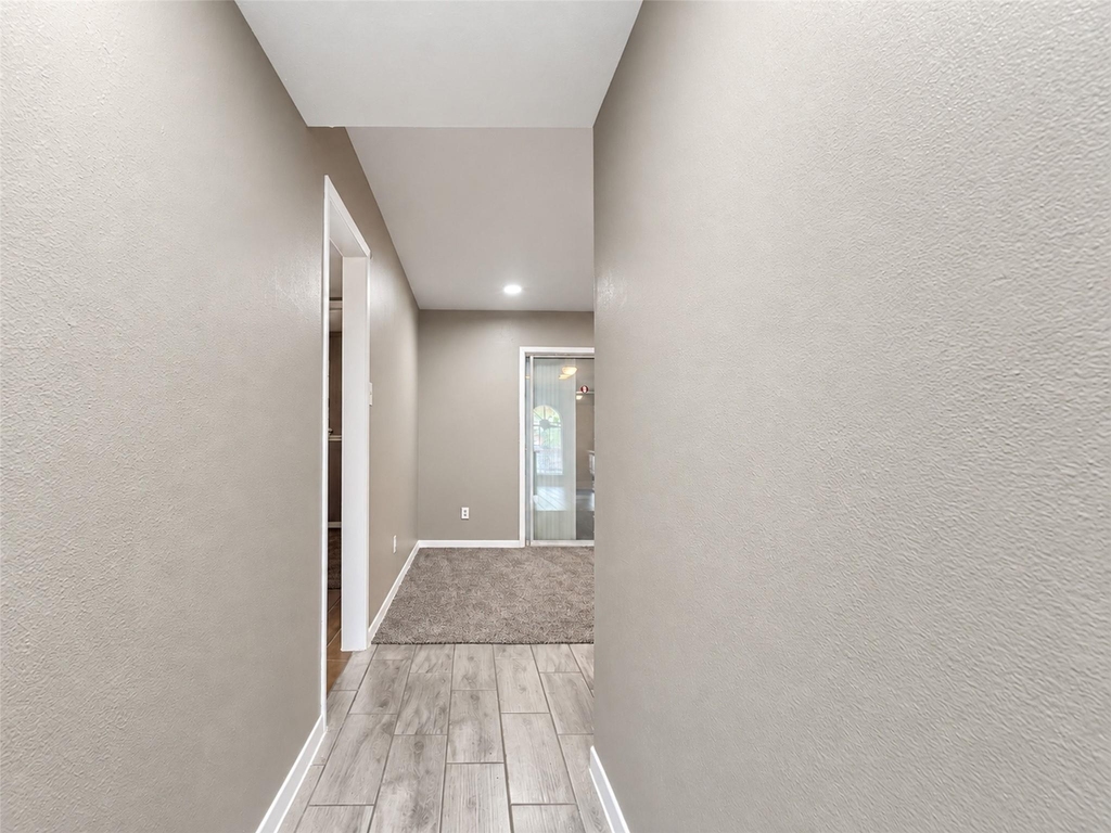 4223 Oak Shadows Drive - Photo 6