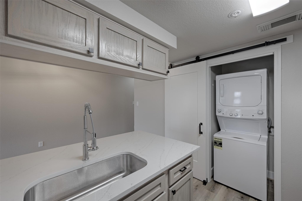 12800 Melville Drive - Photo 21