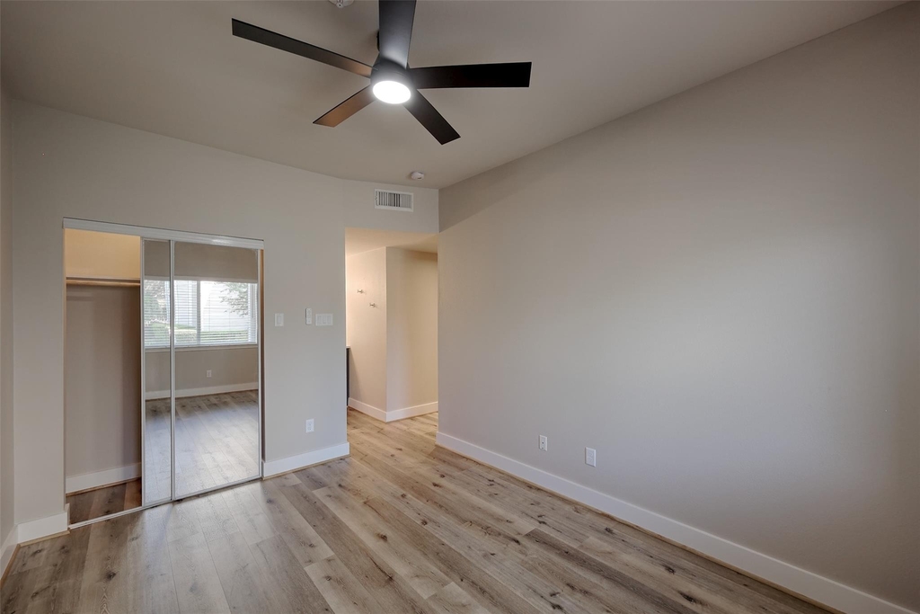 12800 Melville Drive - Photo 15
