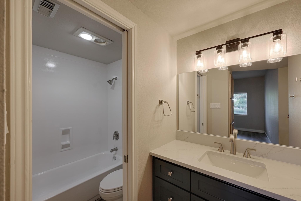 12800 Melville Drive - Photo 16