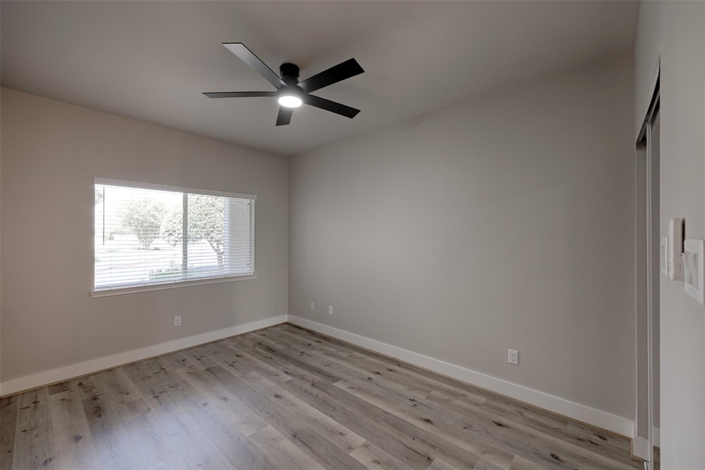 12800 Melville Drive - Photo 29