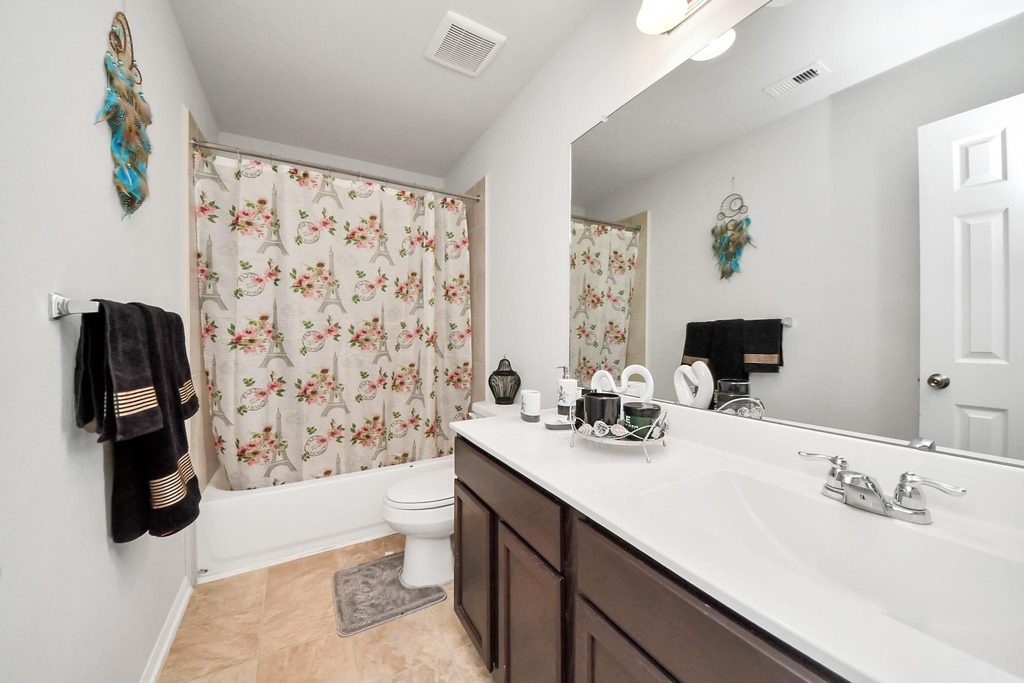 2927 Silverhorn Lane - Photo 39