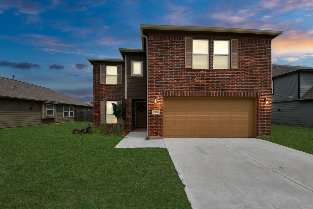 2927 Silverhorn Lane - Photo 4