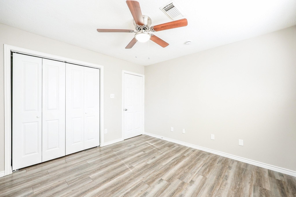 2706 Raymond Street - Photo 17