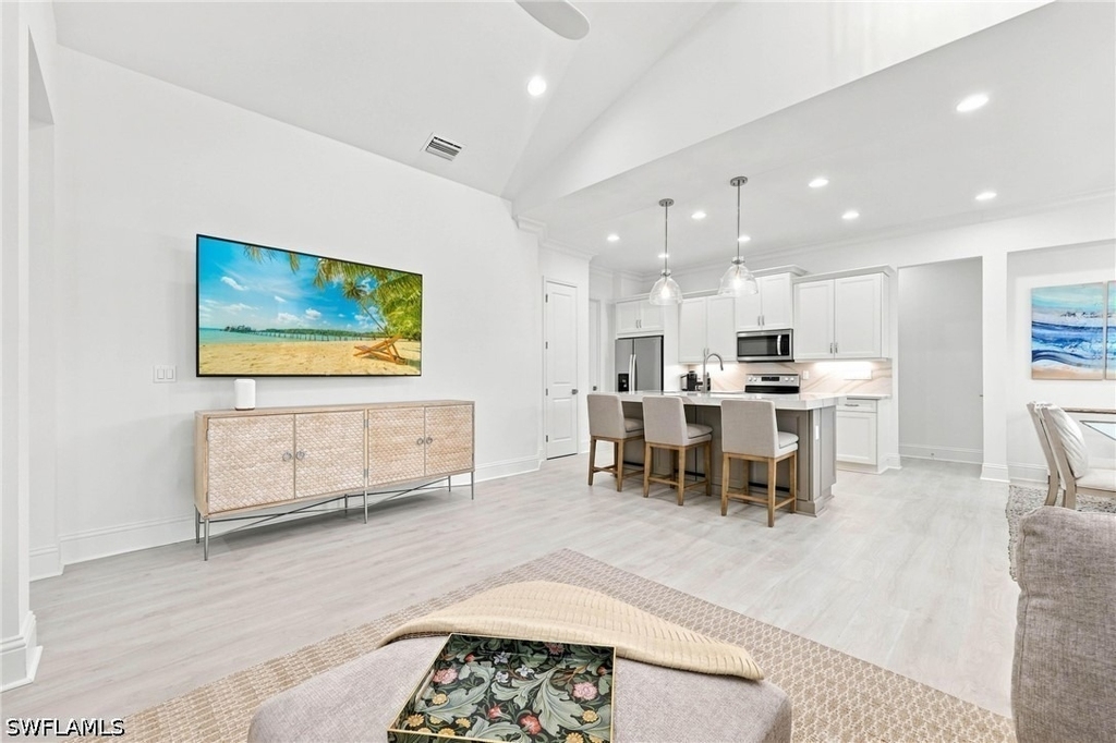 7150 Saona Court - Photo 5