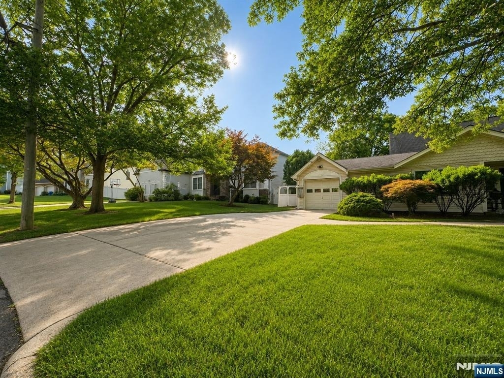 286 Mckinley - Photo 2