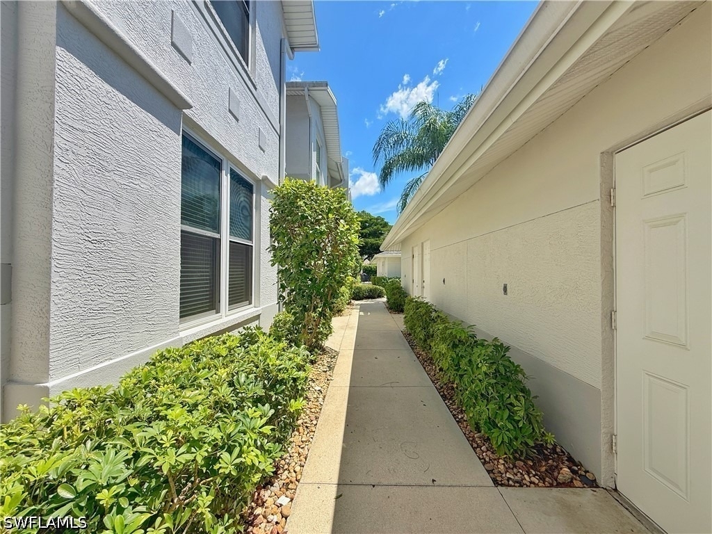 1310 Charleston Square Drive - Photo 30