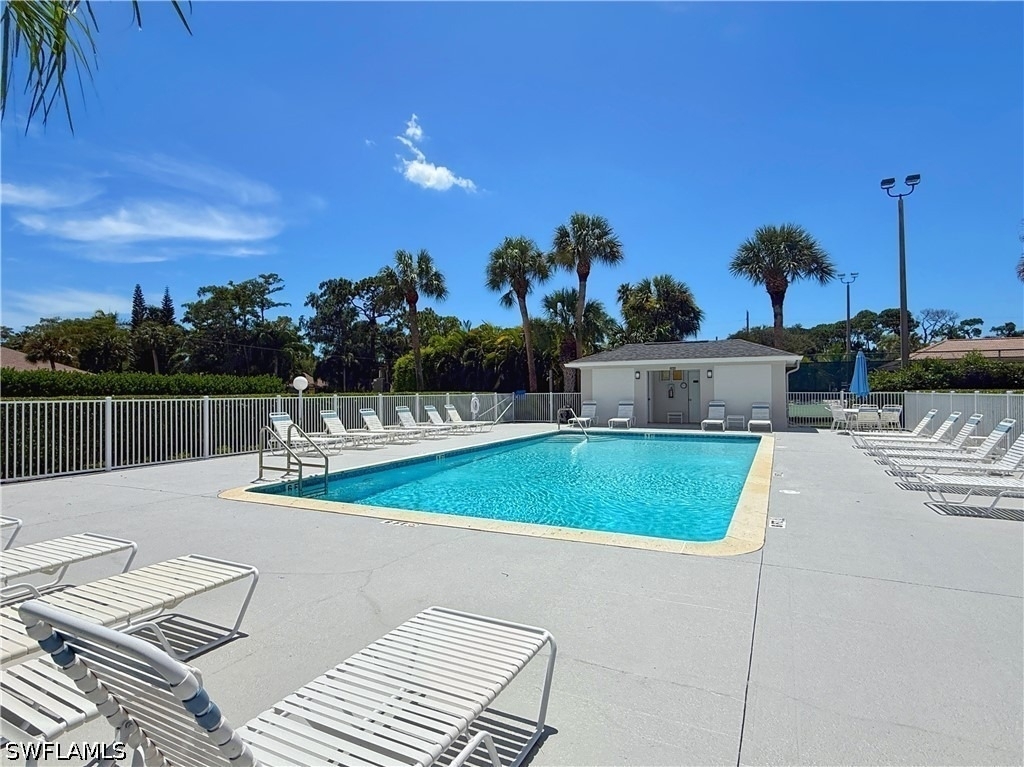 1310 Charleston Square Drive - Photo 39